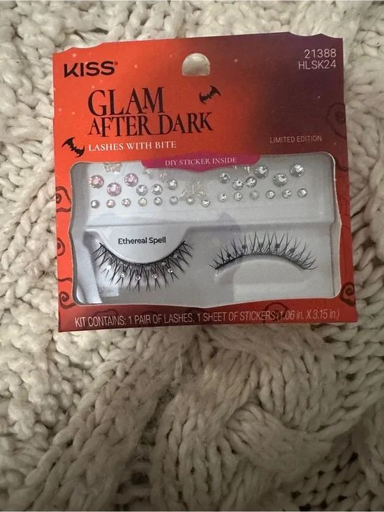 Kiss Glam After Dark Ethereal Spell False Lashes - with stick on rhinestones