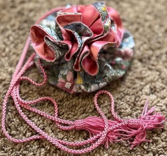Vintage Satin Pink Drawstring Handbag Pouch Floral Lining Pink Tassels