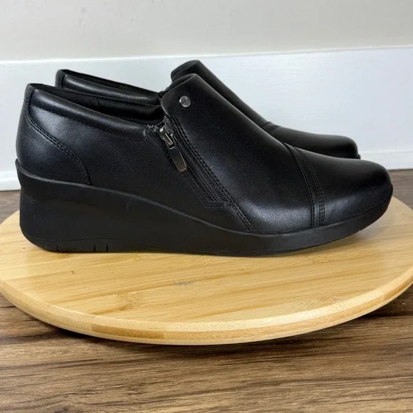 Clarks Suttyn Zip Loafer Womens 11 W Black Leather Wedge Comfort Workwear Modern
