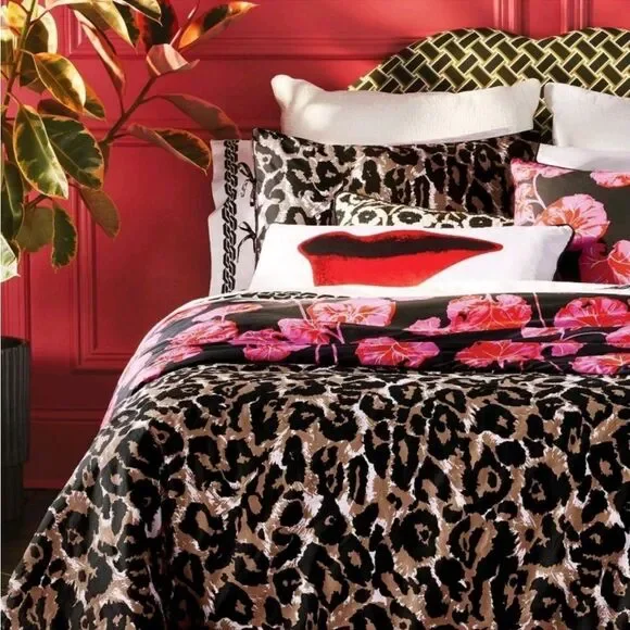 Diane von Furstenberg x‎ Target NEW Leopard & Geranium Leaf Reversible Comforter