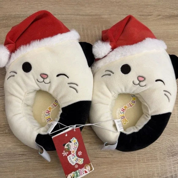 Squishmallows Christmas‎ Cat Slippers Santa Hat Kids Size 13-1 NWT Plush
