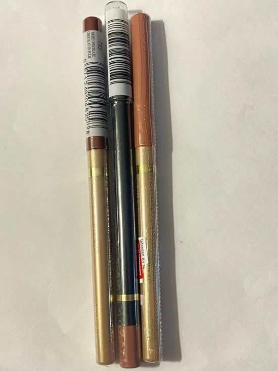 Lot of 3 L’Oreal Paris Colour Riche Lip Liner 783 More Chocolate 705 Beyond Pink