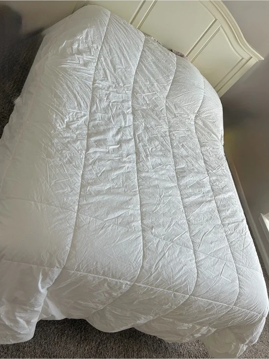 IKEA White Premium Cotton Comforter/Duvet Insert. King 102x86”.Soft & Cushy. EC