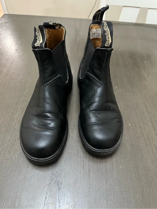 Blundstone Men's Black Leather Chukka Boots size 4.5