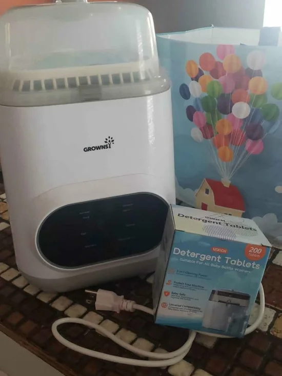 White Baby Bottle Sterilizer with Detergent Tablets