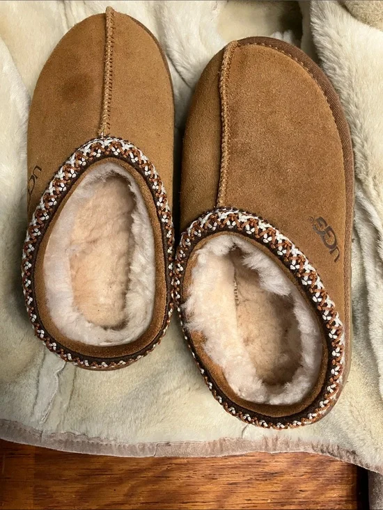 UGG Kids Chestnut Suede Sheepskin Lined Slip-On Slippers with Braided Trim