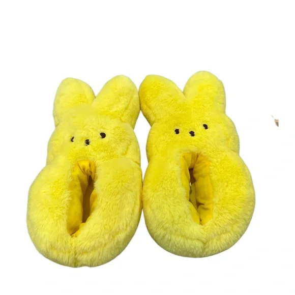 NWT Yellow Peeps Kids Slippers Yellow Boy Girl‎