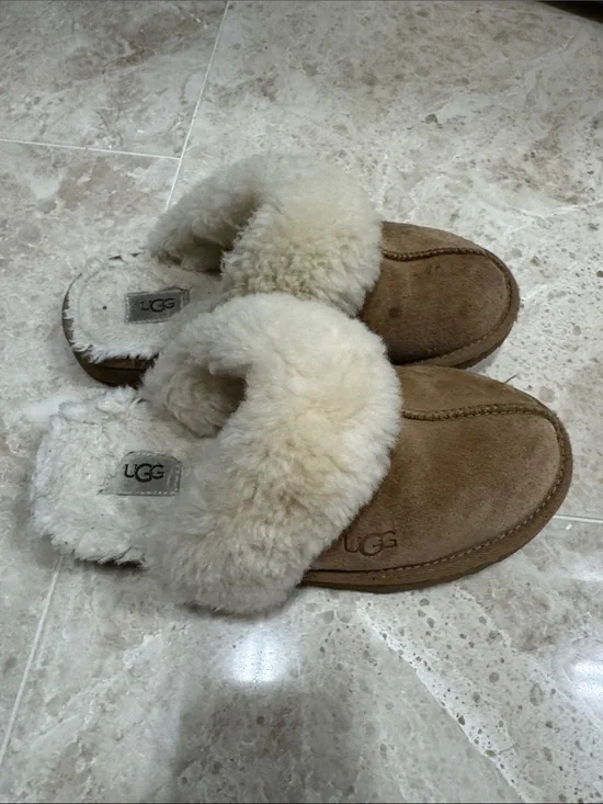 UGG Kids Chestnut Suede Slipper with Cream Shearling Cuff