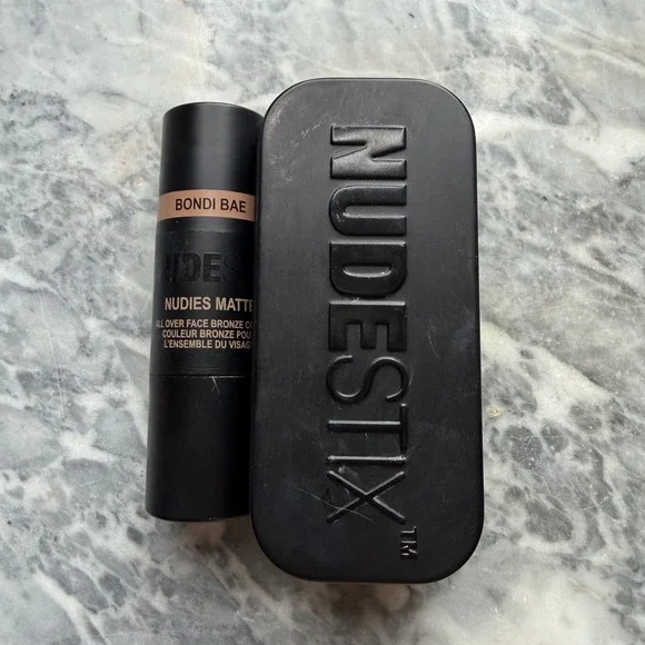 Nudestix Nudies Matte All Over Face Bronzer Color - Bondi Bae