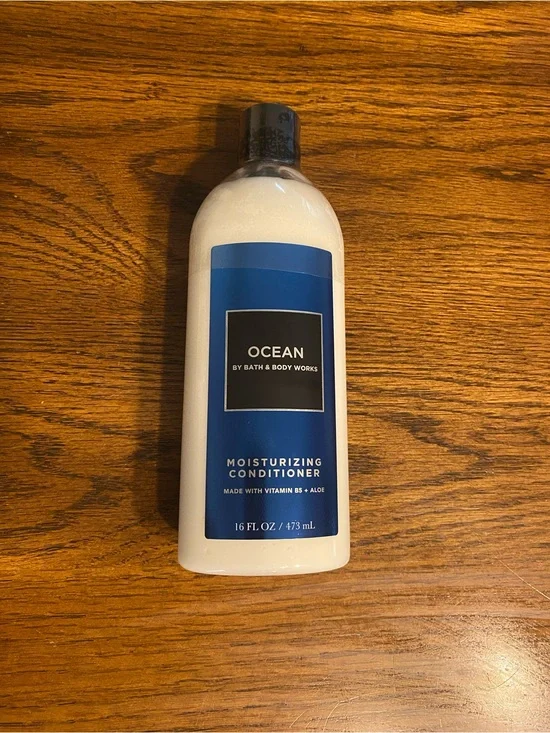 NWT Bath & Body Works OCEAN Moisturizing Conditioner 16 oz Blue Cypress Vetiver