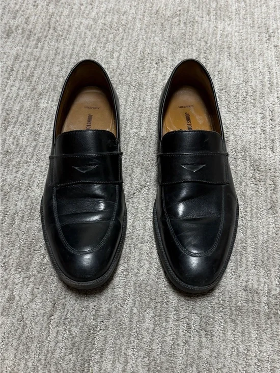Johnston & Murphy Black Sheepskin Leather Penny Loafers Size 9.5M