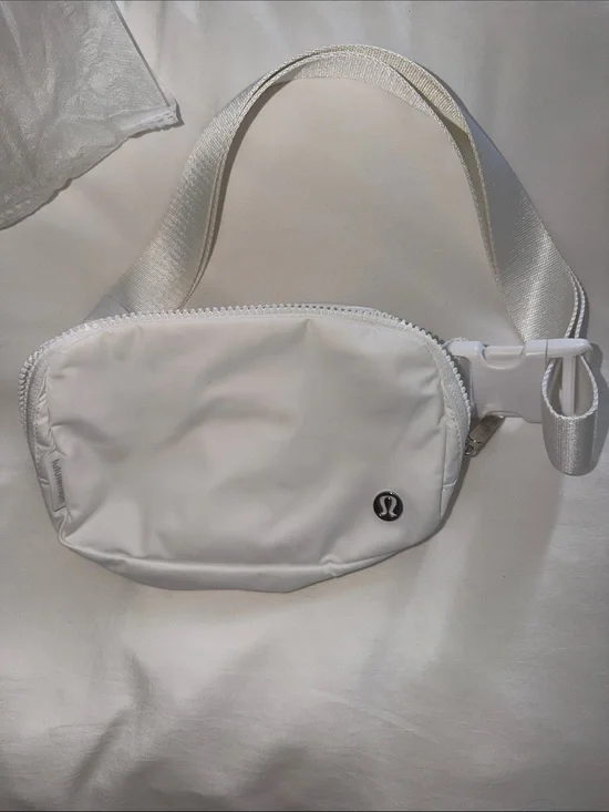 lululemon athletica White Crossbody Belt Bag NWOT