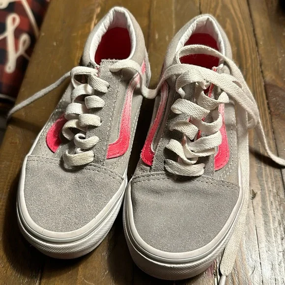 Little girls gray and pink vans