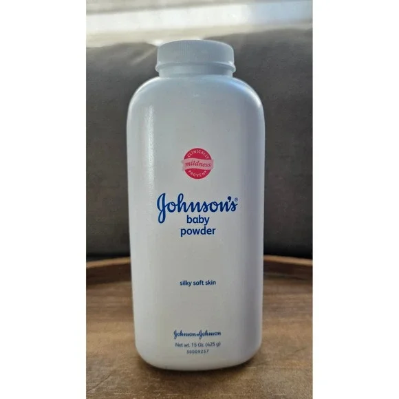 Johnsons Baby Powder with Talc Silky Soft Skin 15 Oz 425g Original Formula
