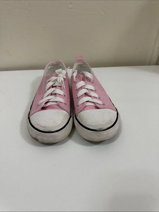 Kids Pink Canvas Low-Top Sneakers