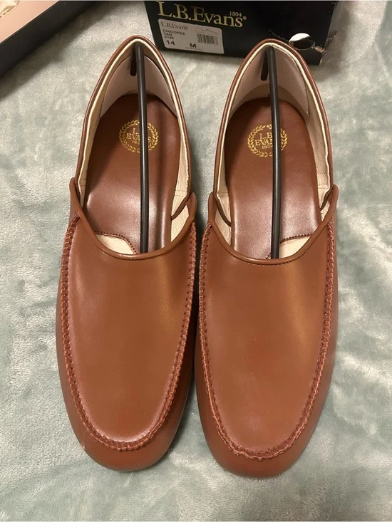 L.B. Evans Men's Chestnut Brown Leather Slip-On Loafers Slippers NIB Size 14