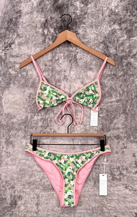 New Frankies Bikinis Swim Suit Large Womens Baby Daisy Print Bikini Set 2 Piece