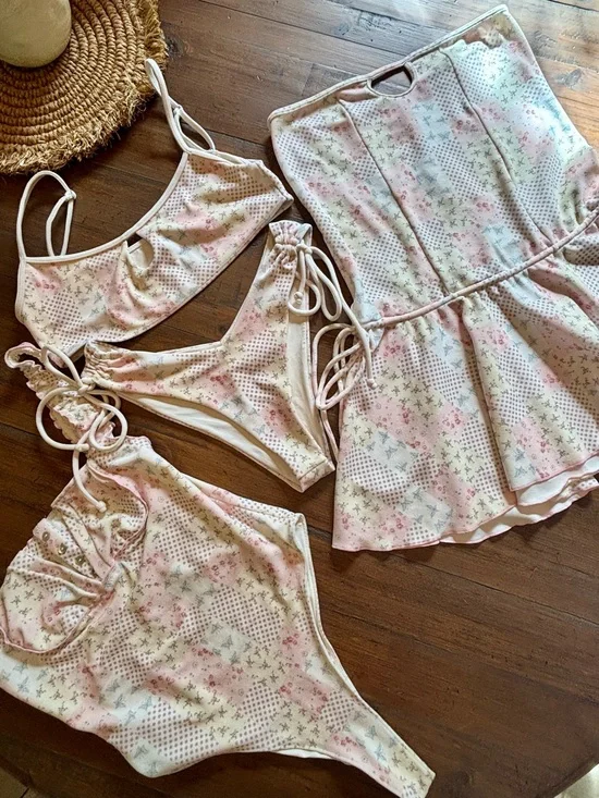 NWT/NWOT Frankie’s bikinis x Sydney Sweeney 4 piece Terry swim set