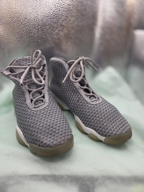 Jordan Air Jordan Horizon Mid Gray Mesh Lace Up Men's Sneaker 823581-013