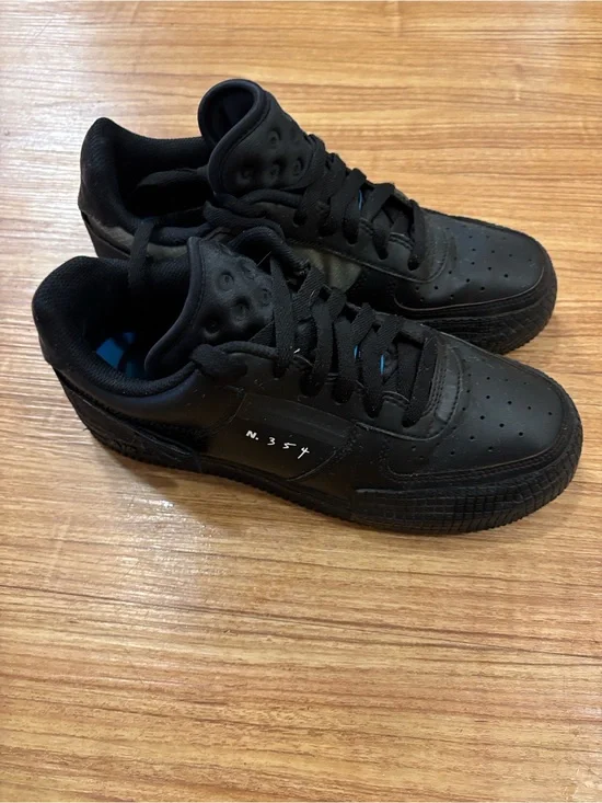 AF 1 Type N.354 5.5Y
