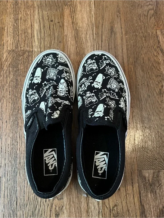 Rare Glow In The Dark Vans Spooky Halloween Slip On Cat Monster Bat 2.5 Shoe