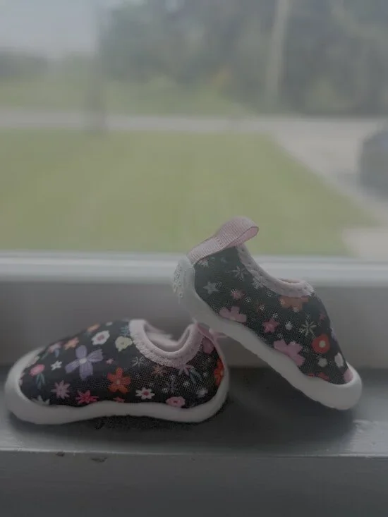Floral Baby Girl Water Shoes Beach Pool Shoes Size 6-12 Months