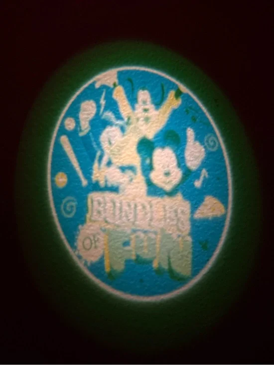Disney Projectables Mickey Mouse LED Night Light featuring Mickey & Friends EUC
