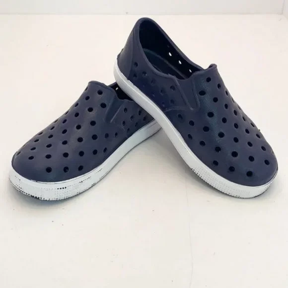 Cat & Jack Navy Blue Jese Slip-On Casual/Water Shoes