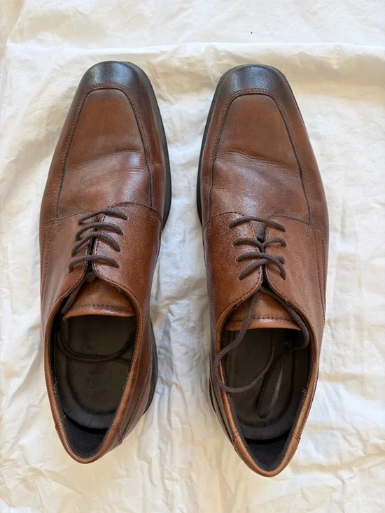 Ecco Size 9 Lace up Shoes