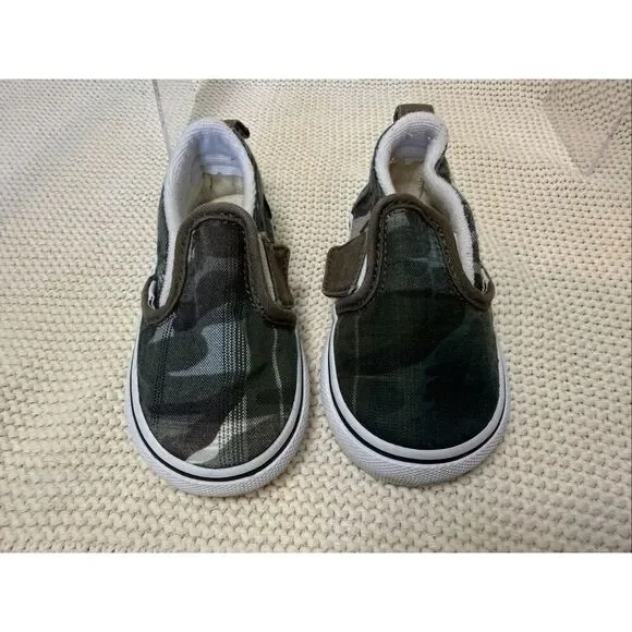 VANS - Slip on Sneaker - Faded Camo - Toddler 5C