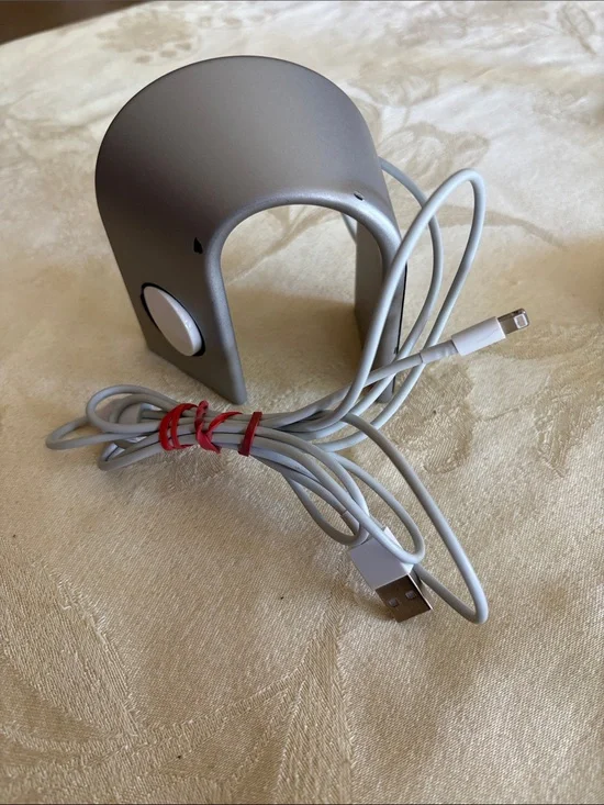 Aluminum charging stand & 2 n 1 charging cable w Puck Apple Watch