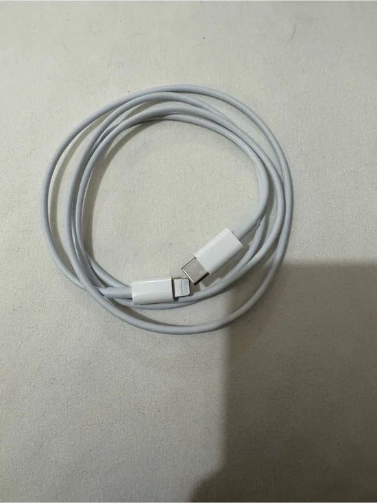 Apple USB-C to Lightning Charging Cable 1m