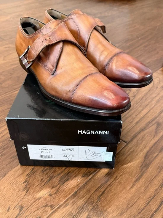 Magnanni Brown Leather Single Monk Strap Dress Shoes