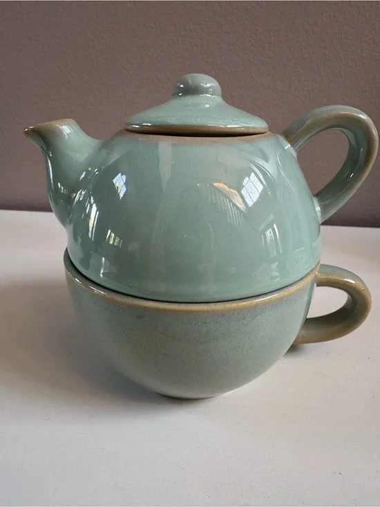 Pier 1 stoneware Teapot Mug Set in Seafoam Green vintage