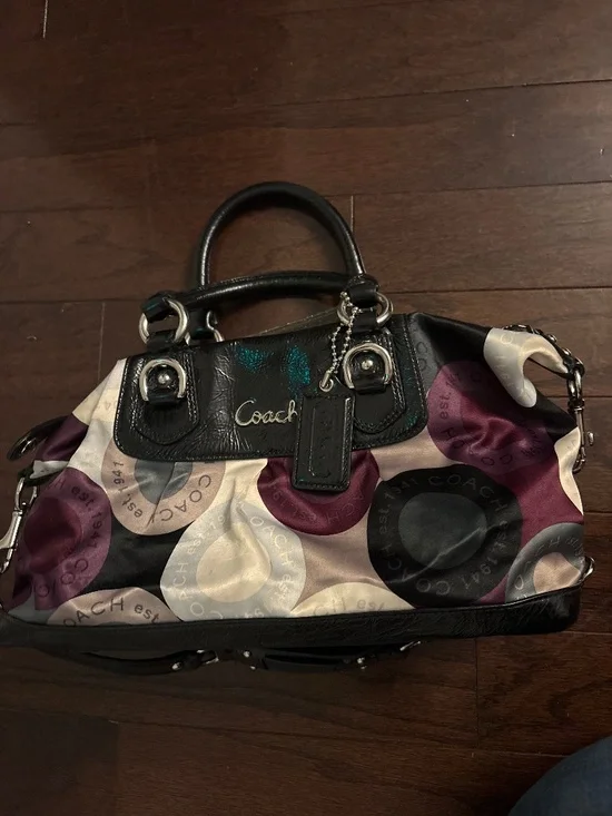 Handbag