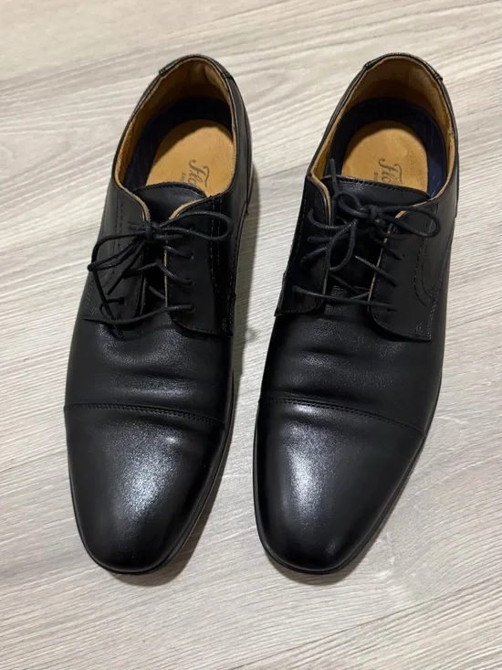 Classic Black Cap-Toe Men's Dress Shoes As new wore three time