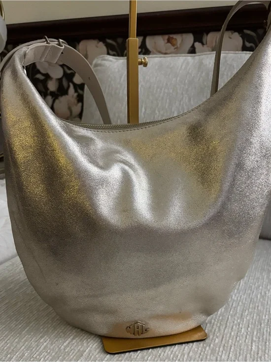 New Amsterdam Leatherworks Wyatt Oversize Metallic Leather Hobo Bag NWT