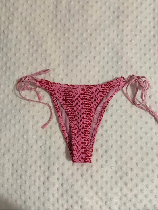 triangl swimwear Pink Crochet Tie-Side Bikini Bottom