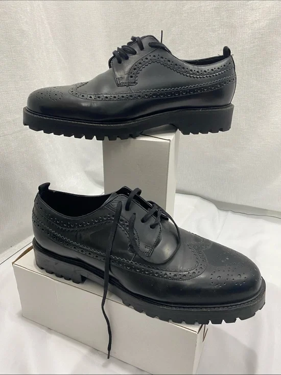 Brochu Walker Black Leather Wingtip Derby Shoes