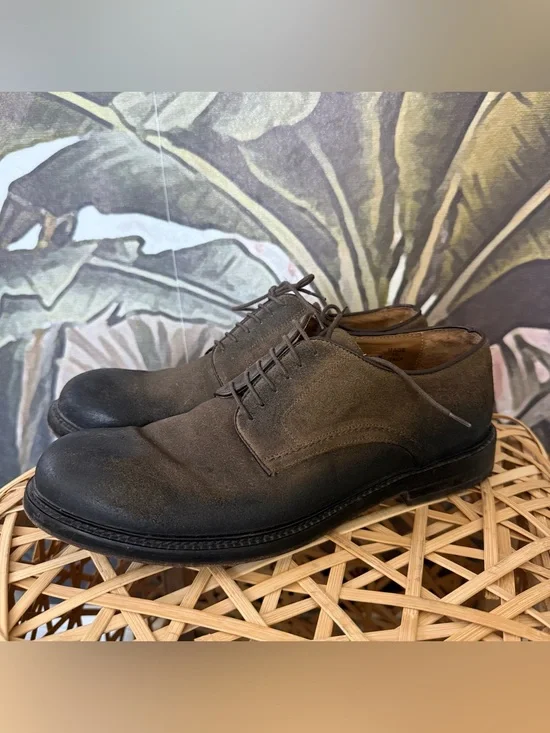 Barneys New York Brown made in Italy Nubuck Burnished Oxford derby dress shoes