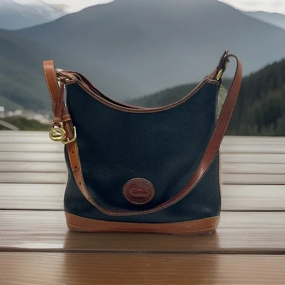 Vintage Dooney And Bourke All‎ Weather Leather Hobo Shoulder Bag