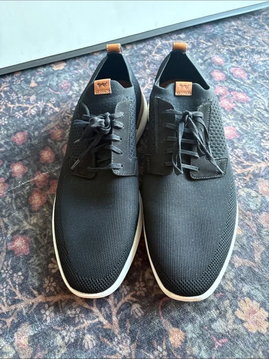 Men's Black Knit Derby Shoes with Contrast White Sole