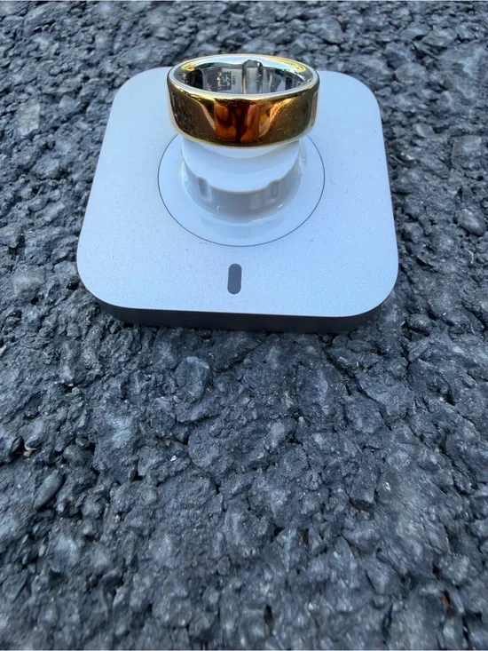 Oura ring, size 9 - Rose gold
