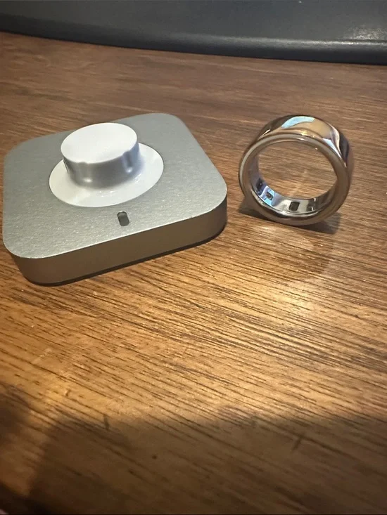 Oura Ring in Gold Smart Ring- Health & Sleep Tracker