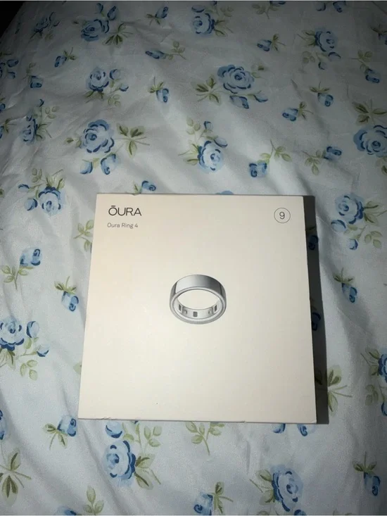 Oura Ring 4 Size 9 (Silver)