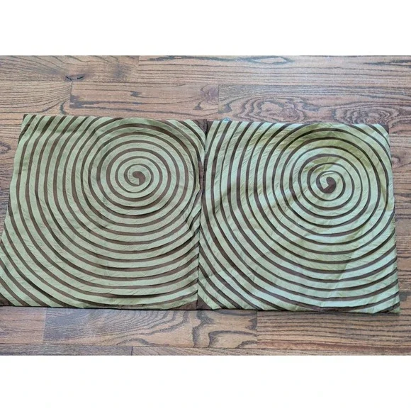 Pier 1 Imports Brown & Green/Olive Spiral Ribbon Set Of 2 Pillow Covers 18