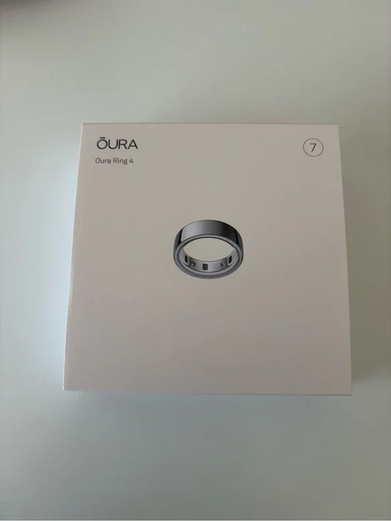 Oura Ring 4 Silver Box (Size 7)