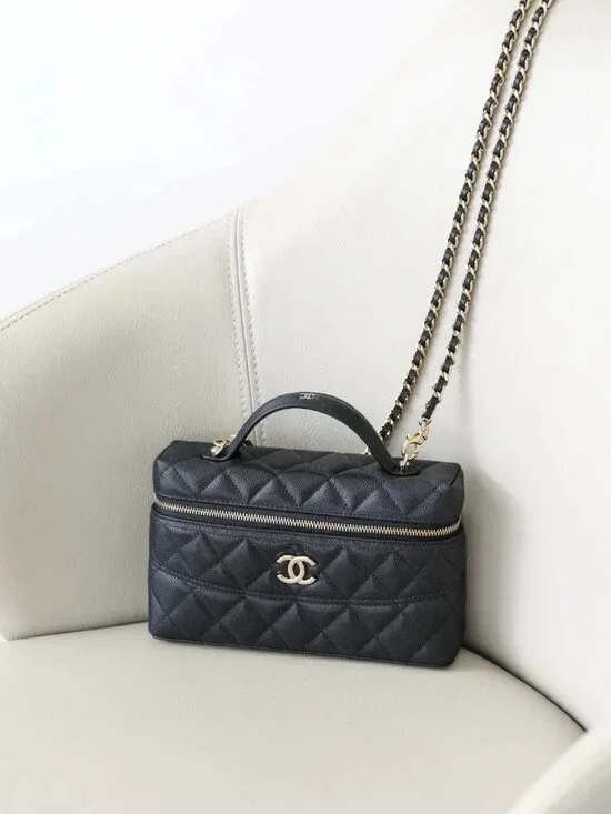 Classic CHANEL Bags: A Stylish and Versatile Choice for Elegance
