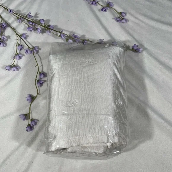 NEW [ 1‎ King ] Quilted Pillow Sham for Hudson Park Nouveau White