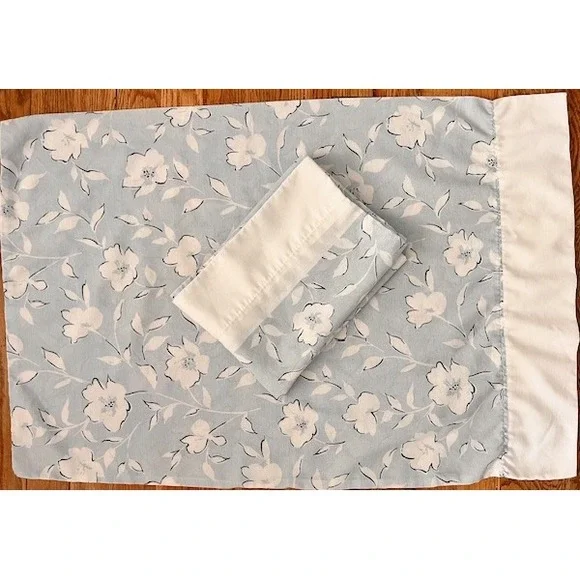 Vintage pair of pillowcases, Westpoint Stevens, blue floral cottagecore floral‎